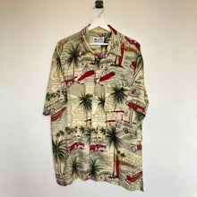 Charger l'image dans la galerie, chemise-hawaienne-homme-a-motifs-voitures