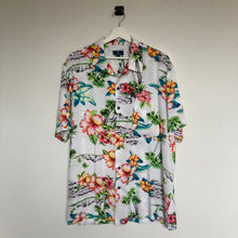 Charger l'image dans la galerie, chemise-hawaienne-homme-blanche