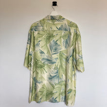 Charger l'image dans la galerie, chemise-hawaienne-homme-en-soie-tommy-bahama