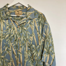 Charger l'image dans la galerie, chemise-hawaienne-homme-en-soie