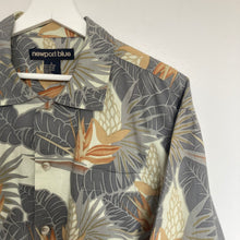 Charger l'image dans la galerie, chemise-hawaienne-homme-grise