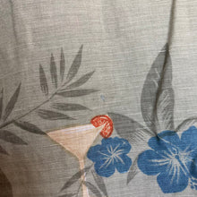 Charger l'image dans la galerie, chemise-hawaienne-homme-a-fleurs-en-lin