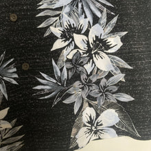 Charger l'image dans la galerie, chemise-hawaienne-homme-noire