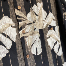 Charger l'image dans la galerie, chemise-hawaienne-homme-noire-et-blanche