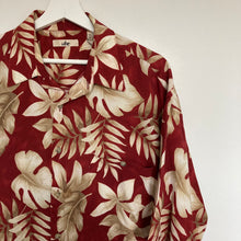 Charger l'image dans la galerie, chemise-hawaienne-homme-rouge