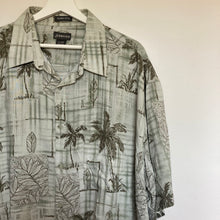 Charger l'image dans la galerie, chemise-hawaienne-homme-verte