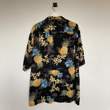 Charger l'image dans la galerie, chemise-hawaienne-homme-vintage