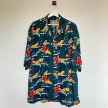 Charger l'image dans la galerie, chemise-hawaienne-homme-vintage-a-fleur
