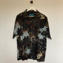 Charger l'image dans la galerie, chemise-hawaienne-homme-vintage-a-fleurs
