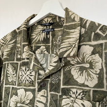 Charger l'image dans la galerie, chemise-hawaienne-homme-vintage-a-fleurs