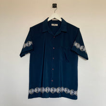 Charger l'image dans la galerie, chemise-hawaienne-homme-vintage-a-fleurs-bleue