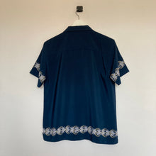 Charger l'image dans la galerie, chemise-hawaienne-homme-vintage-a-fleurs-bleue