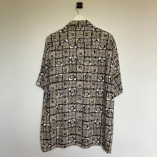 Charger l'image dans la galerie, Chemise hawaïenne vintage à motifs