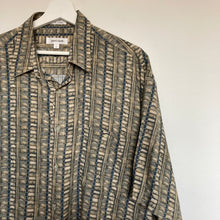 Charger l'image dans la galerie, chemise-hawaienne-homme-vintage-a-motifs-pierre-cardin