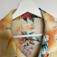 Charger l'image dans la galerie, chemise-hawaienne-homme-vintage-jaune