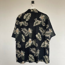 Charger l'image dans la galerie, chemise-hawaienne-homme-vintage-noir