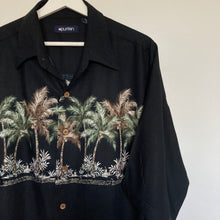 Charger l'image dans la galerie, chemise-hawaienne-homme-vintage-noire