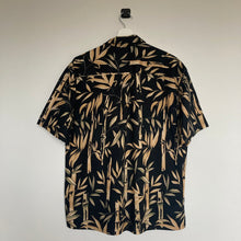 Charger l'image dans la galerie, chemise-hawaienne-homme-vintage-noire