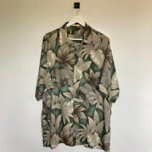 Charger l'image dans la galerie, chemise-hawaienne-vintage-a-fleurs