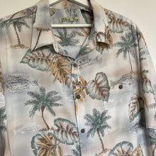 Charger l'image dans la galerie, Chemise hawaïenne vintage 100% rayon