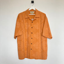 Charger l'image dans la galerie, chemise-hawaienne-vintage-homme-orange-en-soie