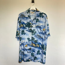 Charger l'image dans la galerie, chemise-hawaienne-vintage-palmiers