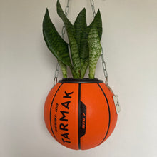 Charger l'image dans la galerie, deco-basketball-plante-ballon-de-basket-tarmak