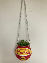Charger l'image dans la galerie, decoration-ballon-de-basket-transforme-en-pot-de-fleur-rockets-basketball-planter