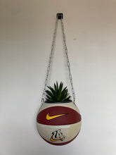Charger l'image dans la galerie, decoration-basketball-plante-ballon-de-basket-nike-los-angeles-nba