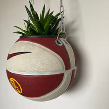 Charger l'image dans la galerie, decoration-basketball-plante-ballon-de-basket-nike-los-angeles-nba