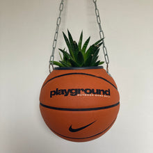 Charger l'image dans la galerie, decoration-basketball-plante-ballon-de-basket-nike-nba