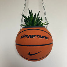 Charger l'image dans la galerie, decoration-basketball-plante-ballon-de-basket-nike-nba