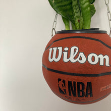 Charger l'image dans la galerie, decoration-basketball-planter-ballon-de-basket-wilson-brooklin-nets-pot-de-fleurs-original