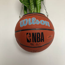 Charger l'image dans la galerie, decoration-basketball-planter-ballon-de-basket-wilson-grizzlies-pot-de-fleurs-original