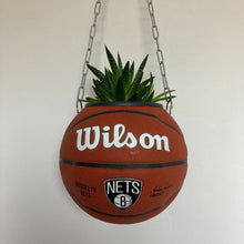 Charger l'image dans la galerie, decoration-basketball-vintage-plante-ballon-de-basket