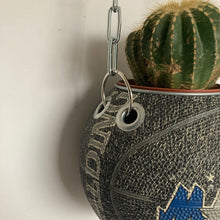 Charger l'image dans la galerie, idee-cadeau-de-noel-basketball-ballon-de-basket-orlando-magic-nba-vase-plante-pot-de-fleur
