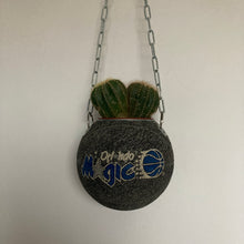Charger l'image dans la galerie, idee-cadeau-de-noel-basketball-ballon-de-basket-orlando-magic-nba-vase-plante-pot-de-fleur