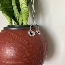 Charger l'image dans la galerie, idee-decoration-basket-chambre-ado