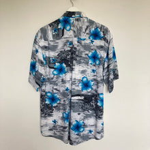 Charger l'image dans la galerie, Chemise hawaïenne à fleurs grise et bleue pour homme