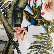 Charger l'image dans la galerie, Chemise hawaïenne à fleurs (M/L)