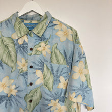 Charger l'image dans la galerie, Chemise hawaïenne 100% soie (L)