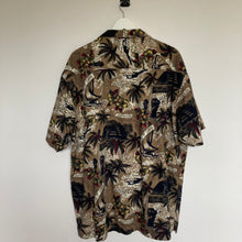 Charger l'image dans la galerie, Chemise hawaïenne vintage foncée à fleurs et à motifs pour homme