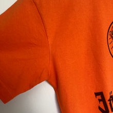 Charger l'image dans la galerie, Tee shirt orange Jagermeister (XS femme)