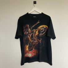 Charger l'image dans la galerie, Tee-shirt vintage noir à imprimé (M)