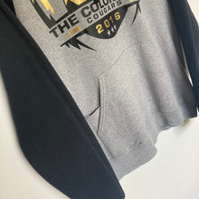 Charger l'image dans la galerie, Sweat à imprimé football / soccer (M)