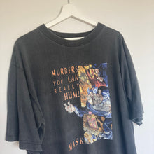 Charger l'image dans la galerie, T-shirt noir vintage Terry Pratchett Maskerade 90's rare (M oversize / L)