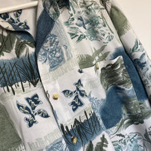 Charger l'image dans la galerie, Chemise vintage à motifs (L/XL) - Turtle Frip
