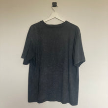 Charger l'image dans la galerie, T-shirt vintage avec motif animal Made in USA 1996 (M)