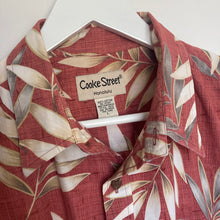 Charger l'image dans la galerie, Chemise hawaïenne à fleurs (L) - Turtle Frip