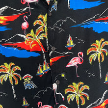 Charger l'image dans la galerie, Chemise hawaïenne noire à motifs (M)
